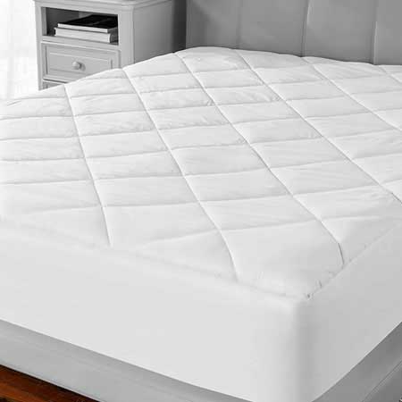 Accessories for bed and pillow setups